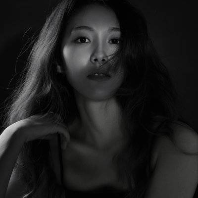 黑白模特
