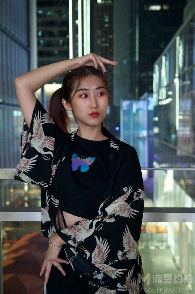 夜景模特