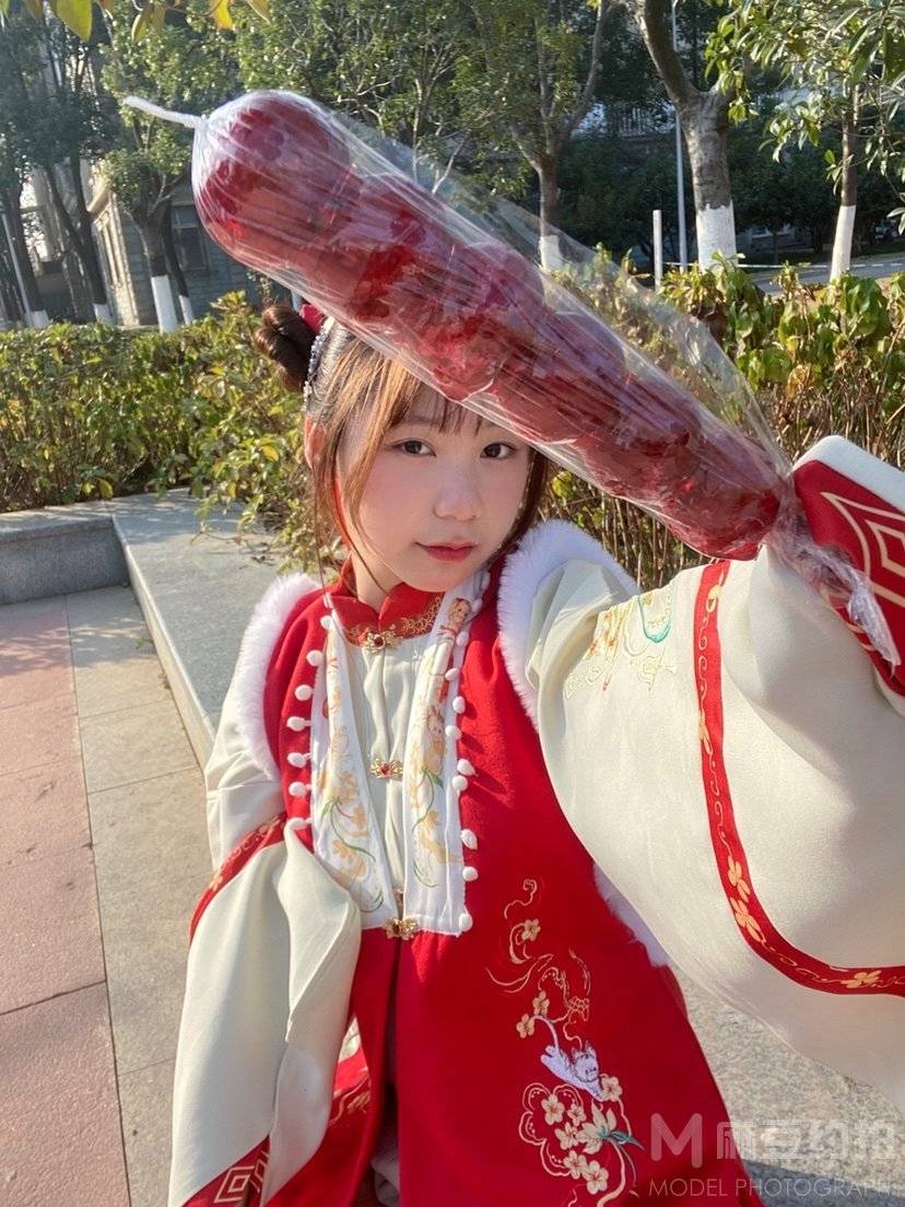 校园模特