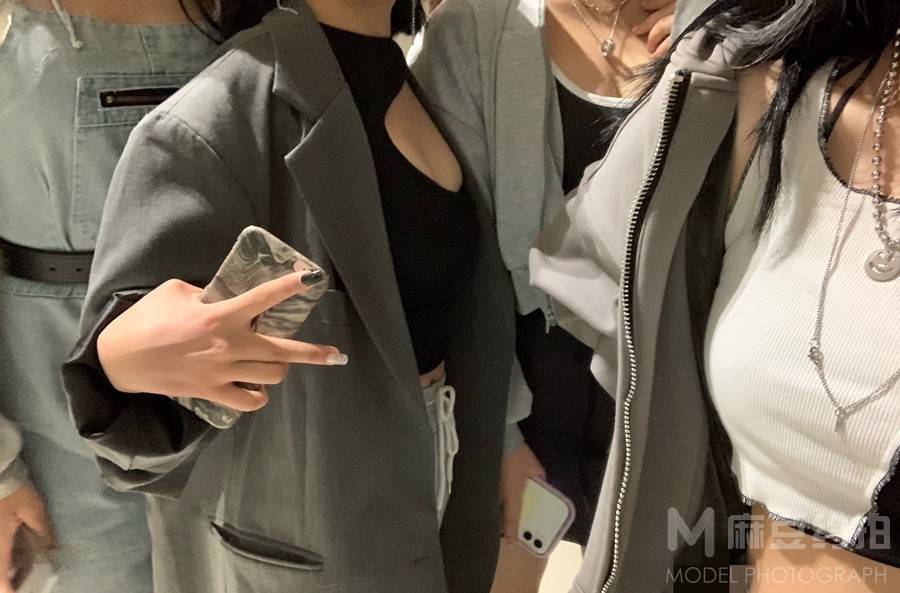 情侣模特