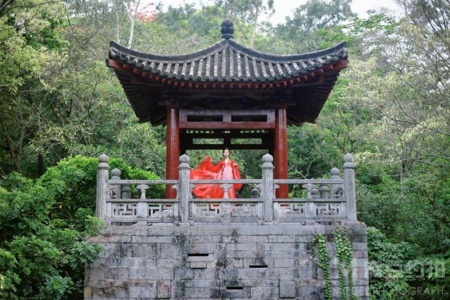 汉服模特