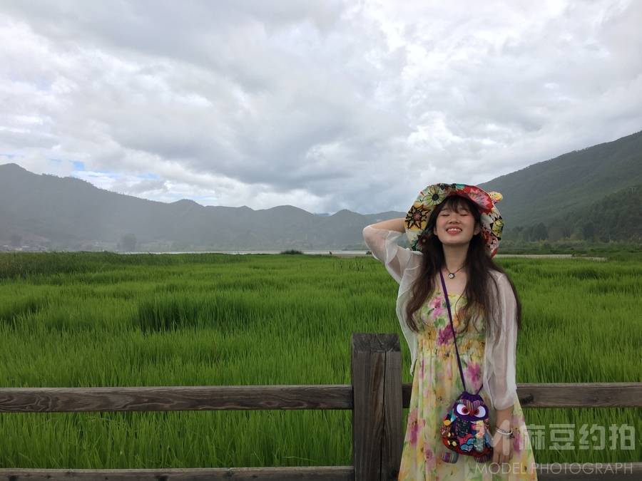 清新模特
