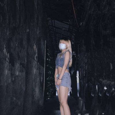 黑白模特