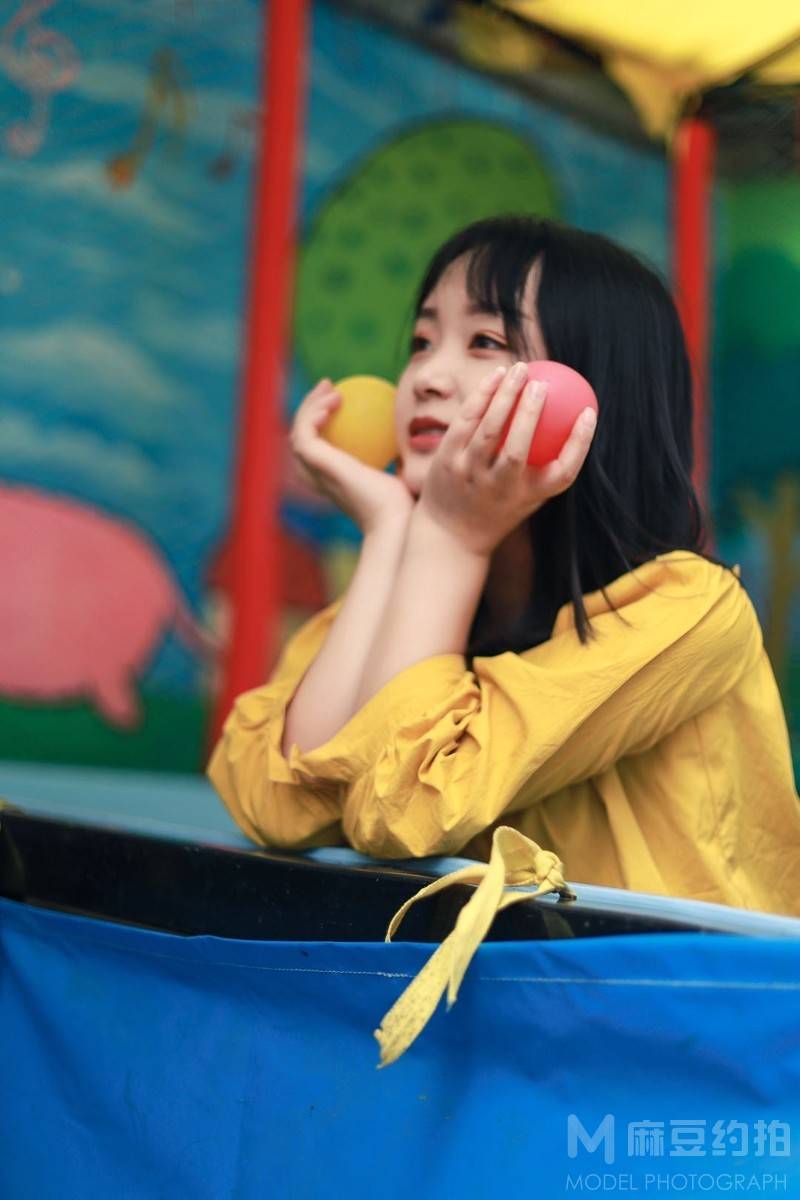 情绪模特