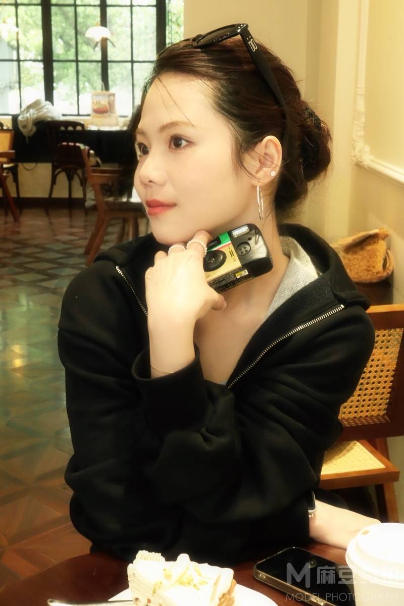 宝丽来模特