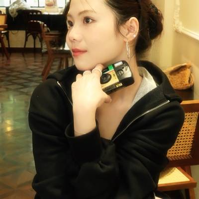 宝丽来模特