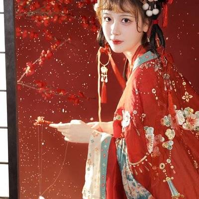 汉服模特