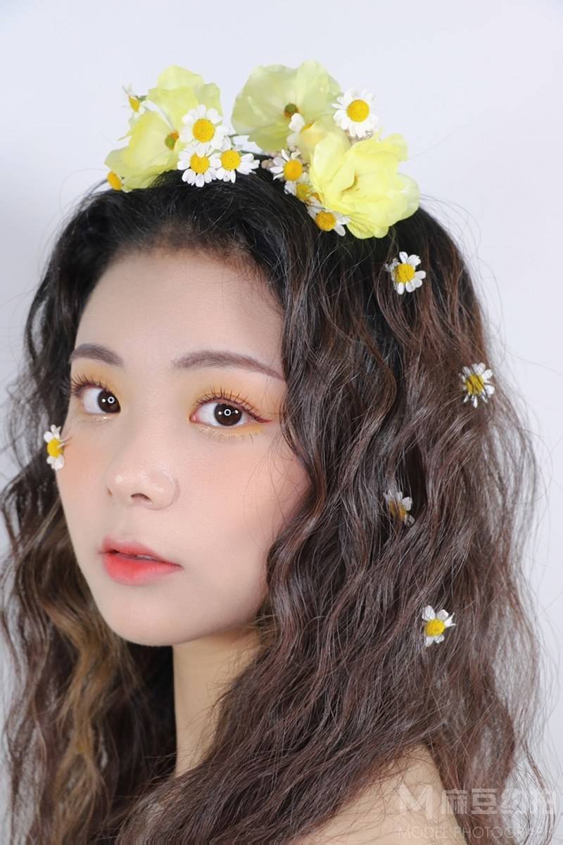 妆容模特