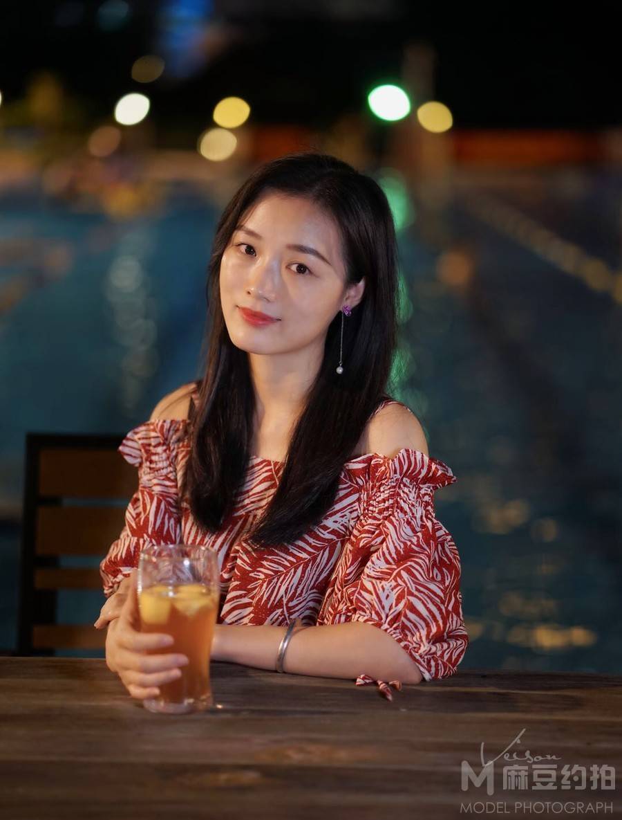 夜景模特