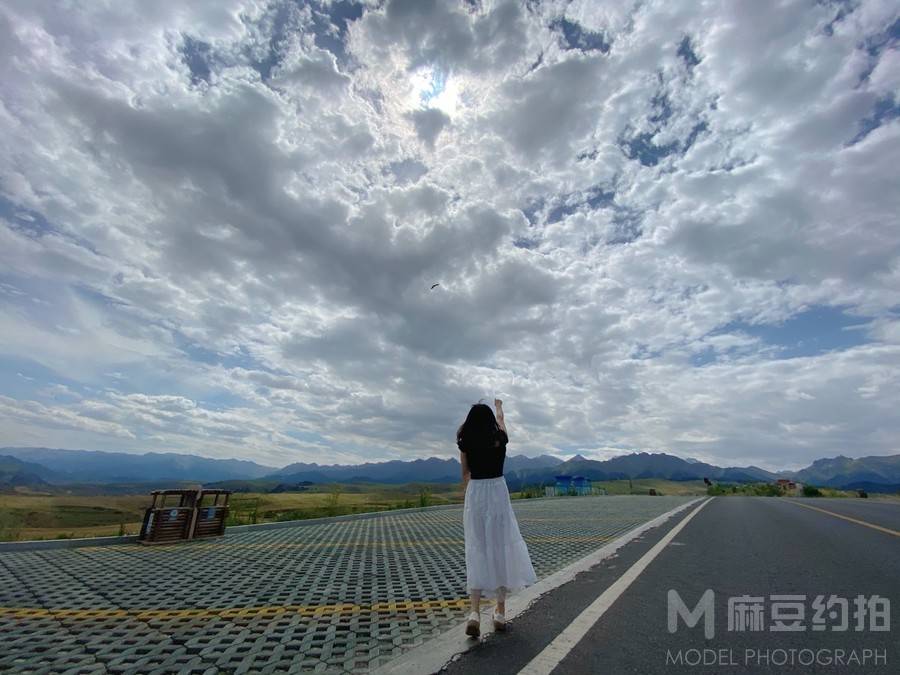 校园模特