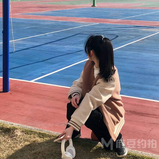 校园模特