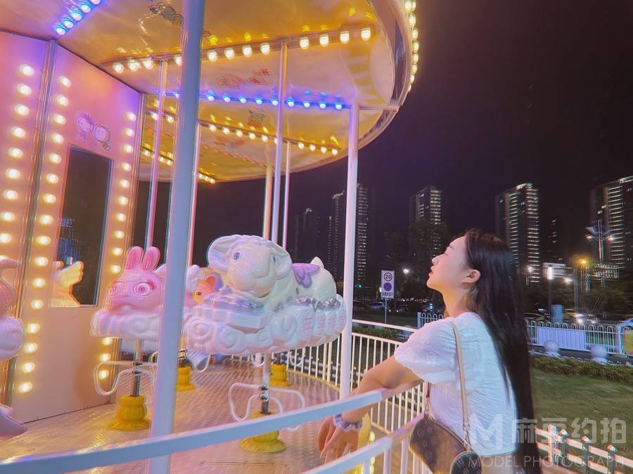 妆容模特