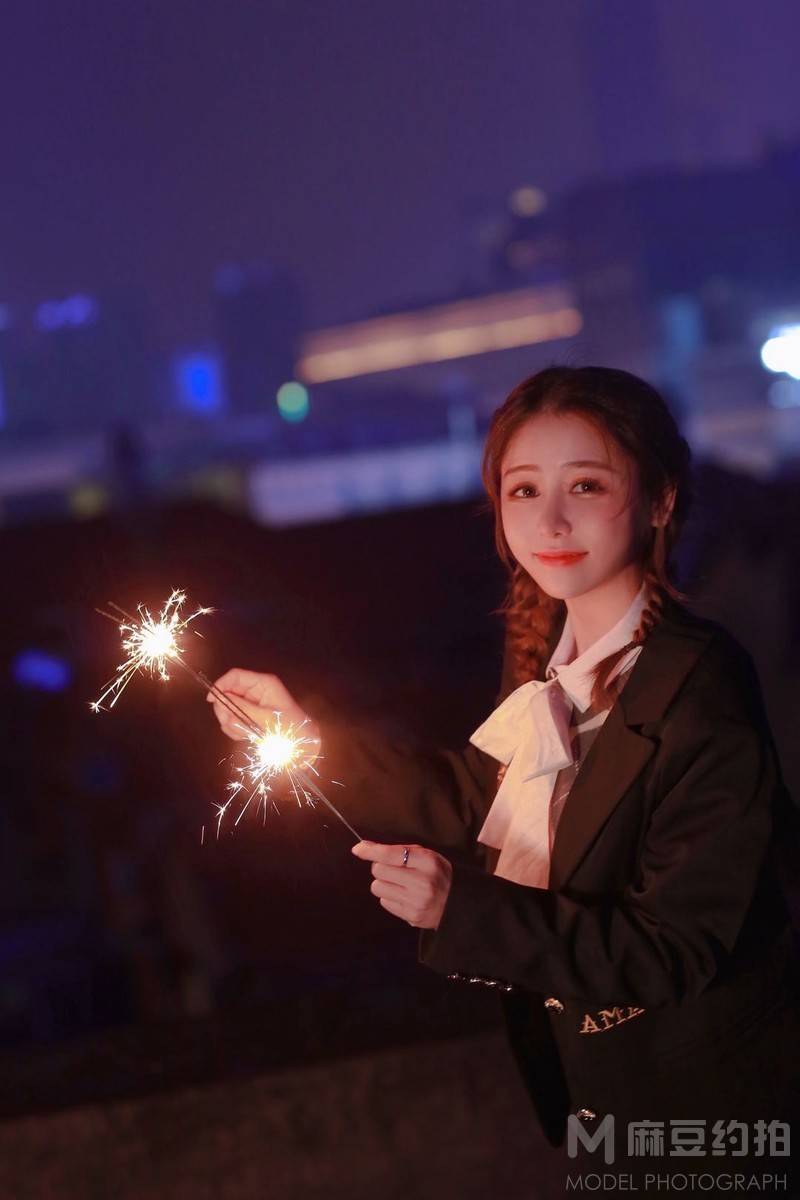 夜景模特