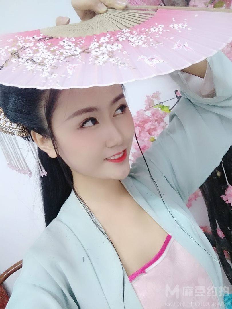 民国模特