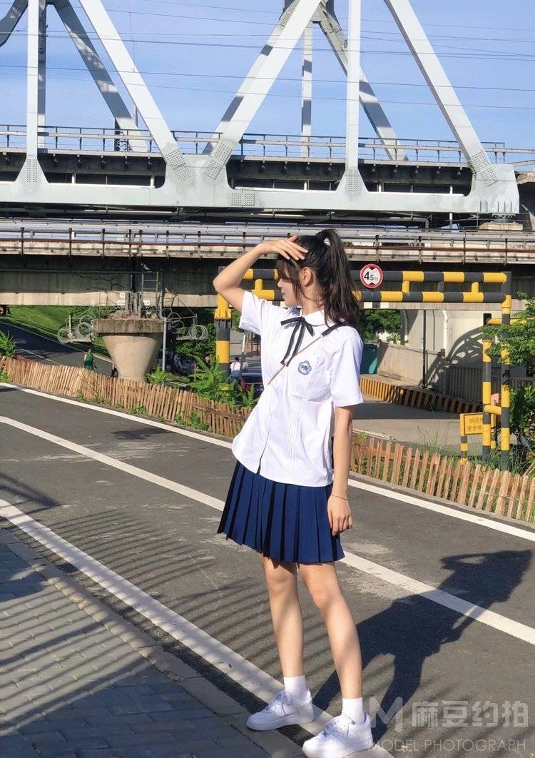 清新模特