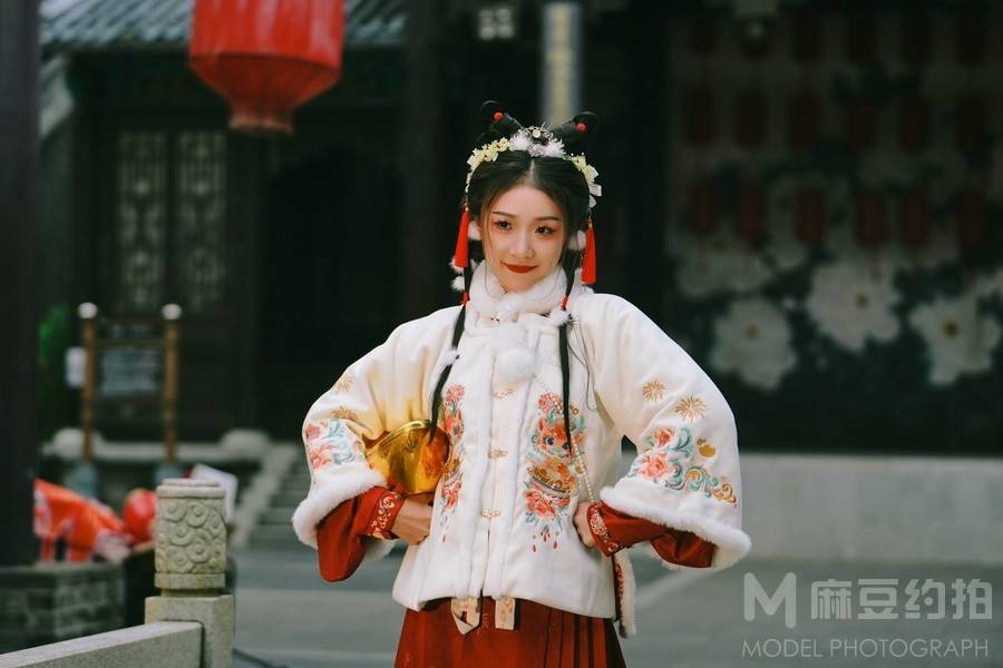 汉服模特
