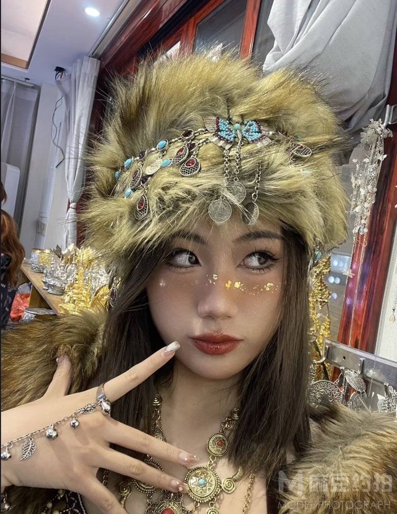 妆容模特