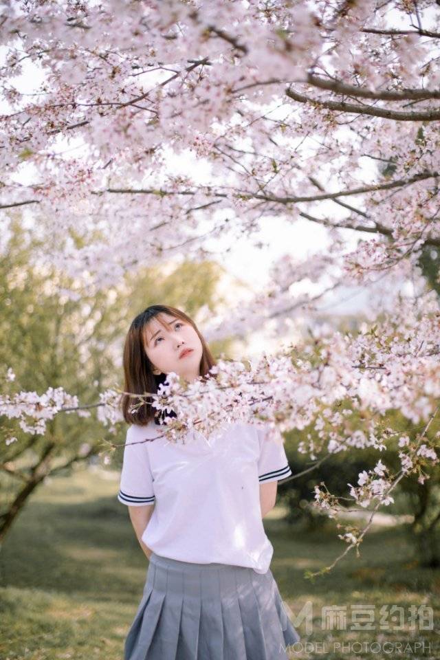 校园模特