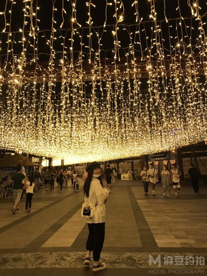 夜景模特