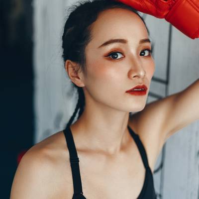 情绪模特