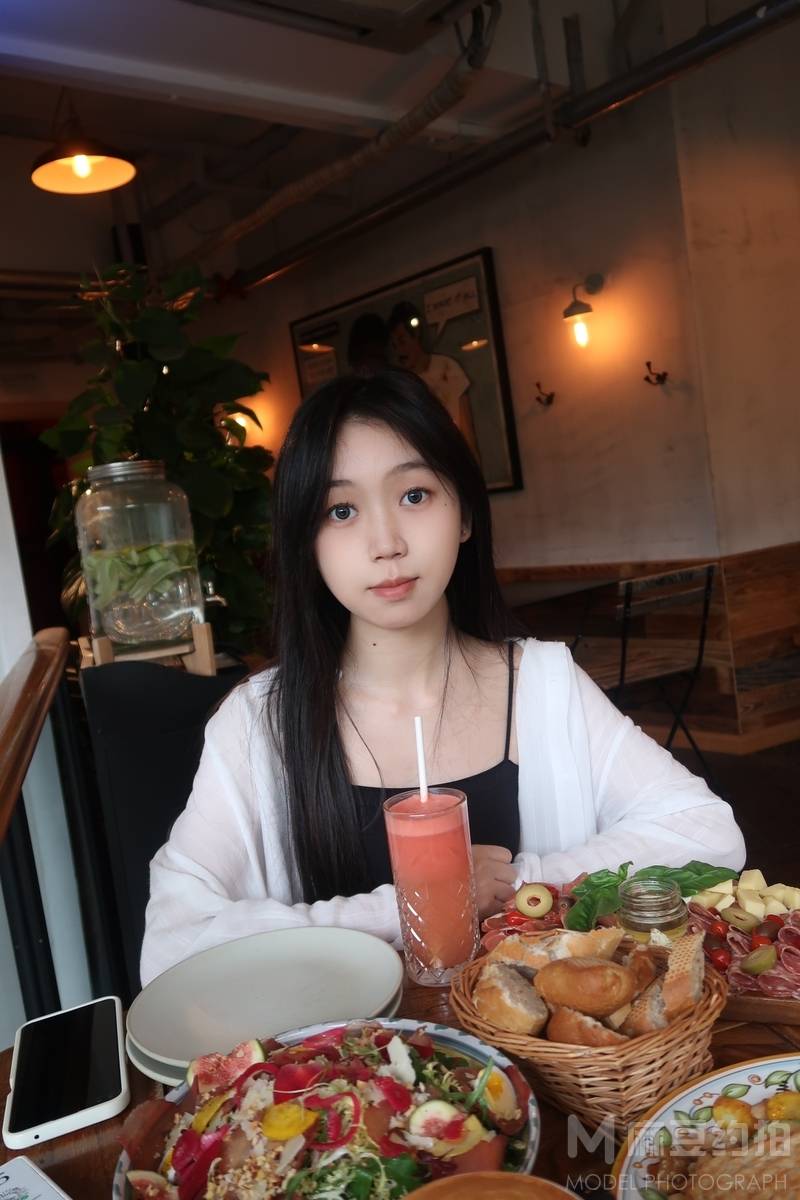 清新模特