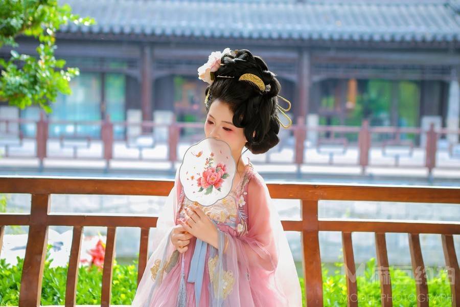 民国模特