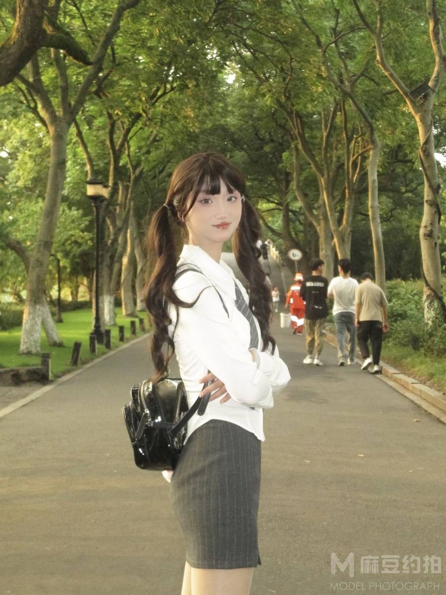 校园模特