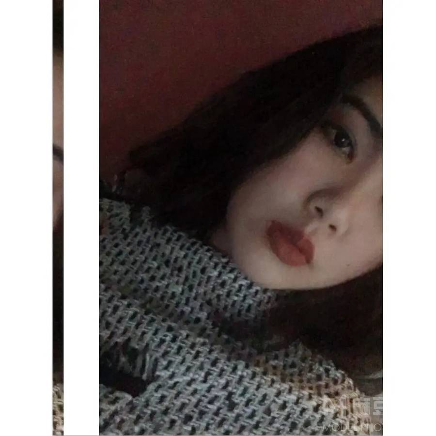 黑白模特