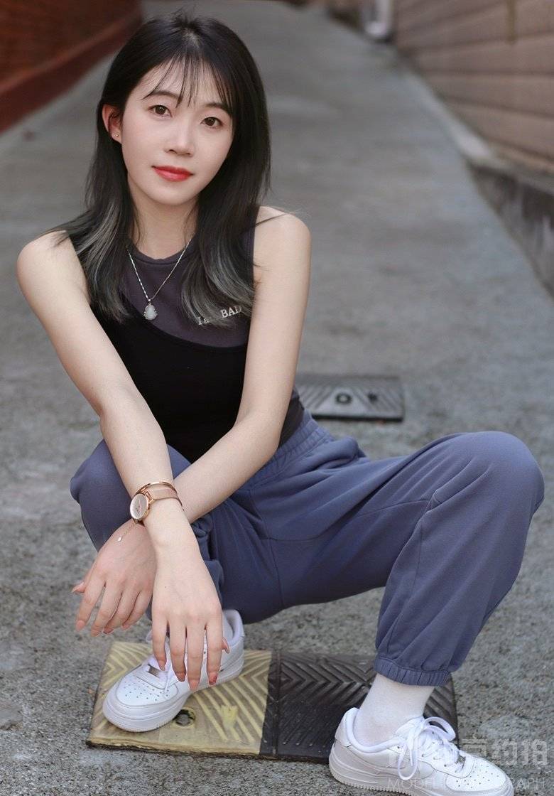 校园模特