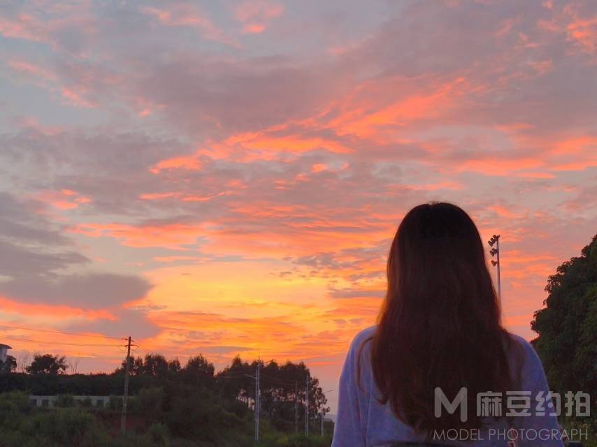 夜景模特