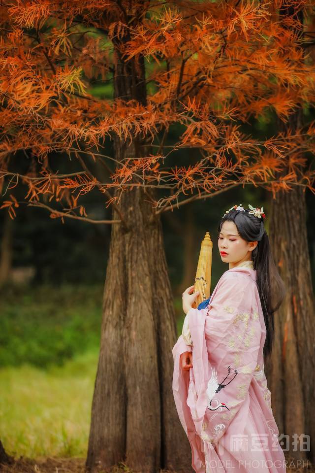 汉服模特