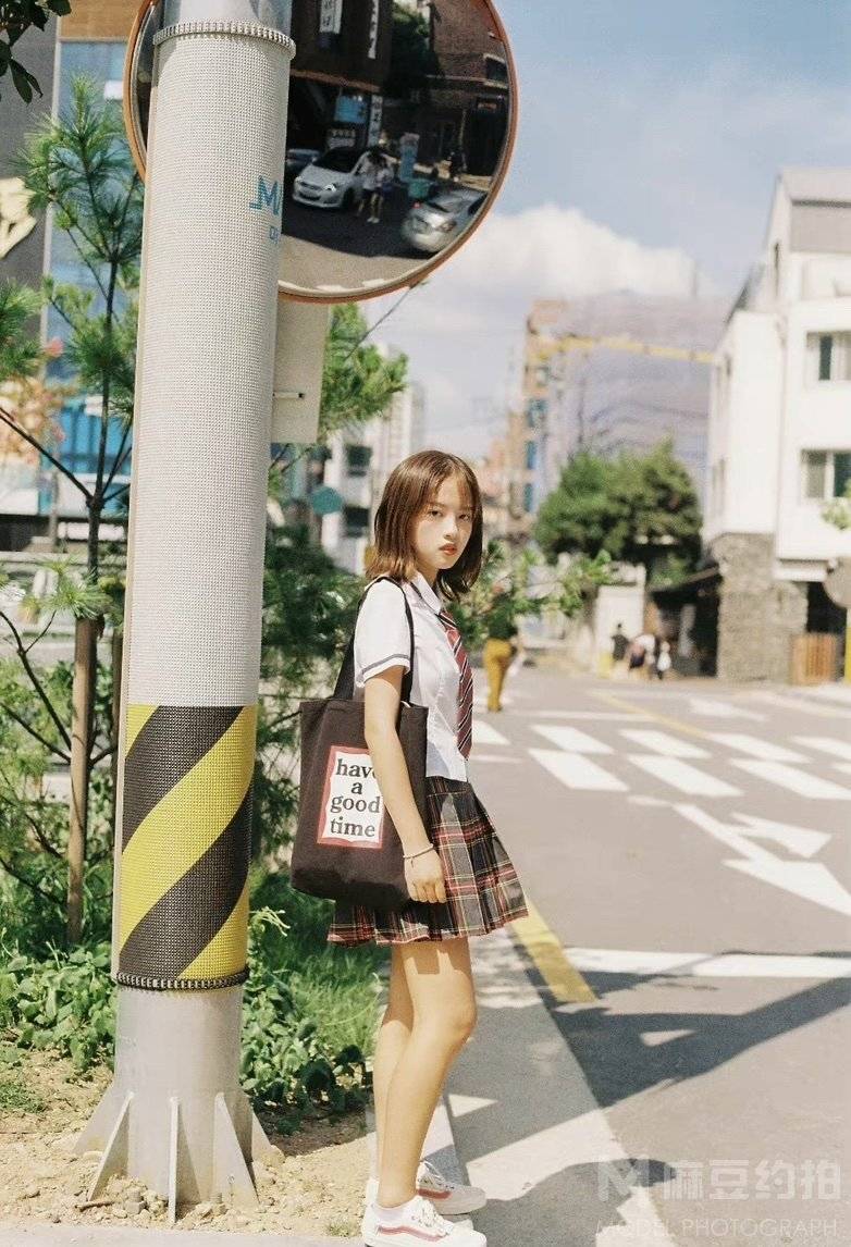 胶片模特