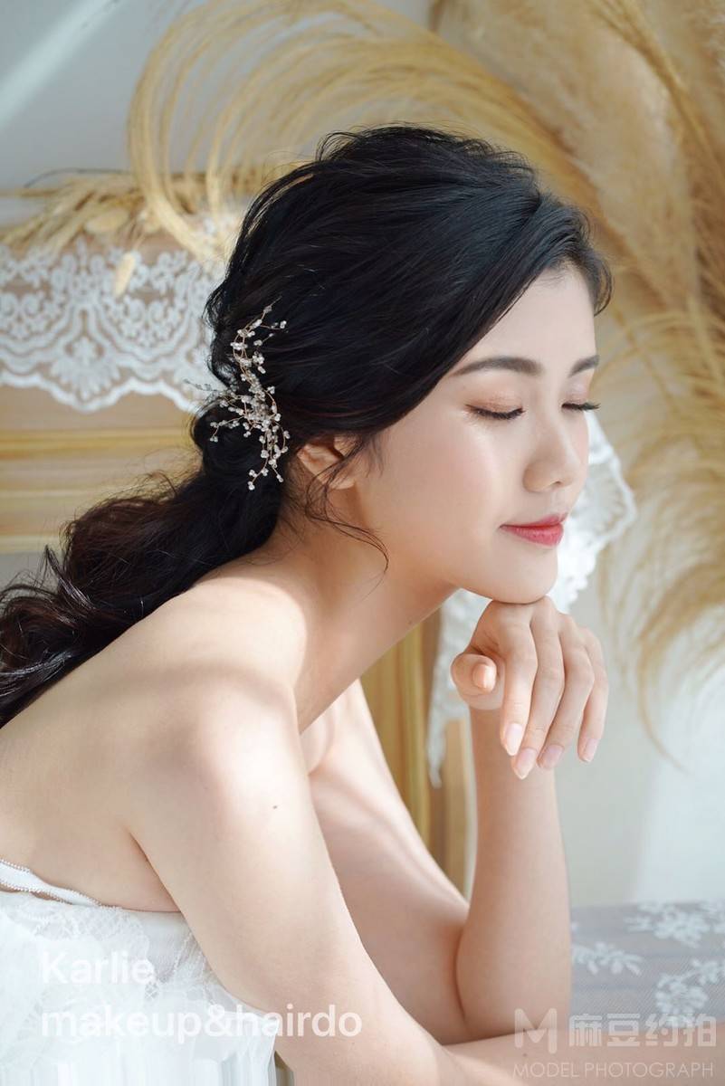 妆容模特