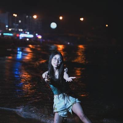 夜景模特