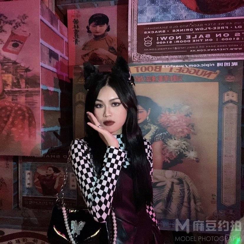 暗黑模特