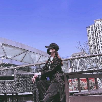 黑白模特