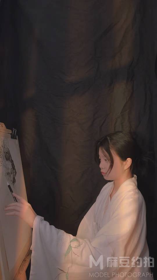 汉服模特
