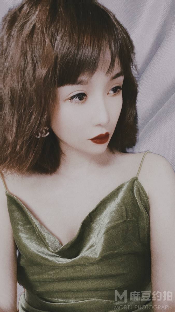 胶片模特