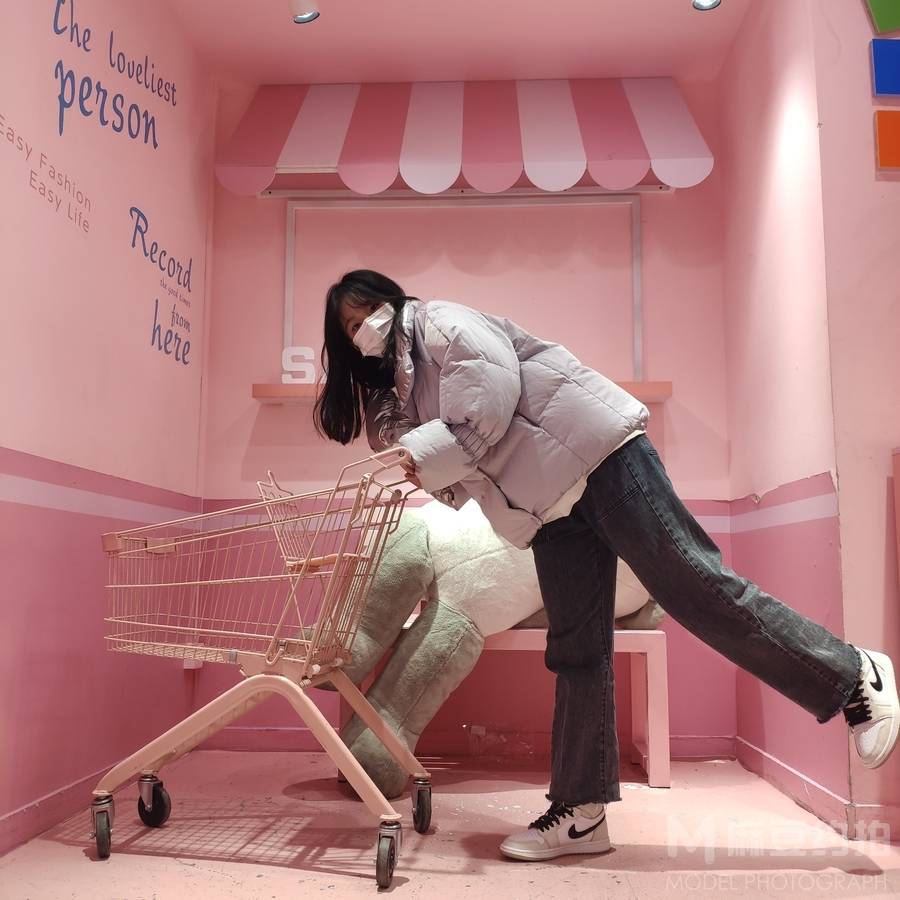 校园模特
