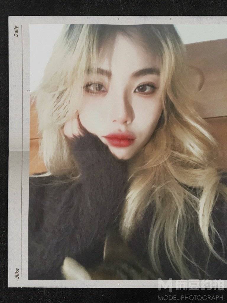 妆容模特
