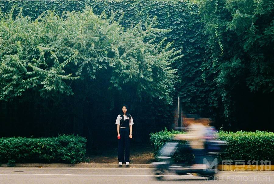 胶片模特