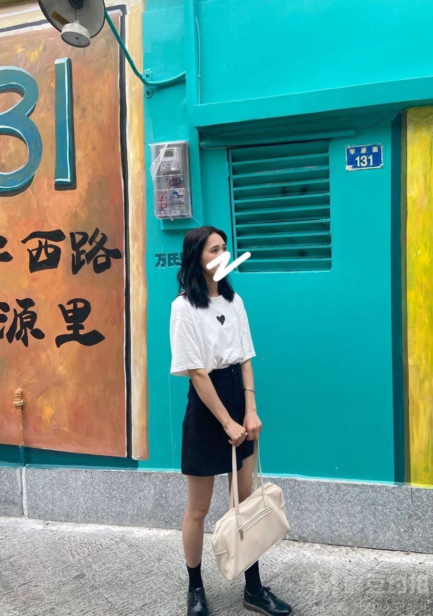 校园模特