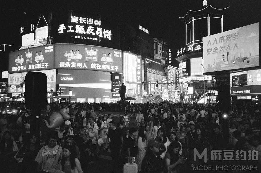 纪实模特