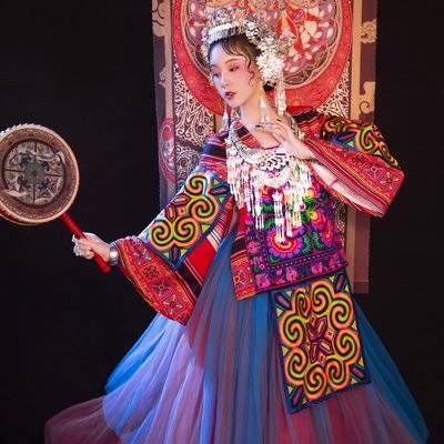 汉服模特
