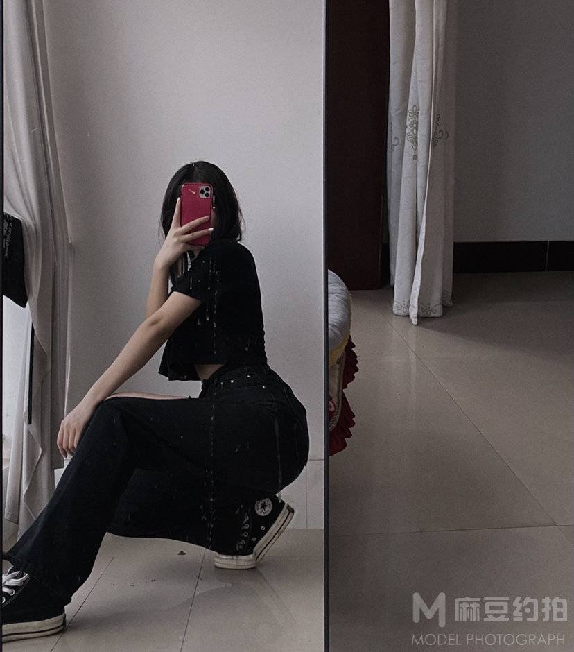 暗黑模特