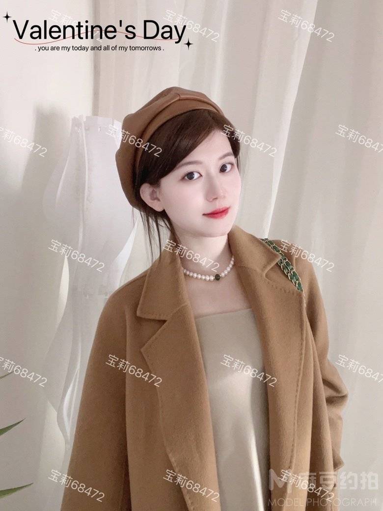宝丽来模特
