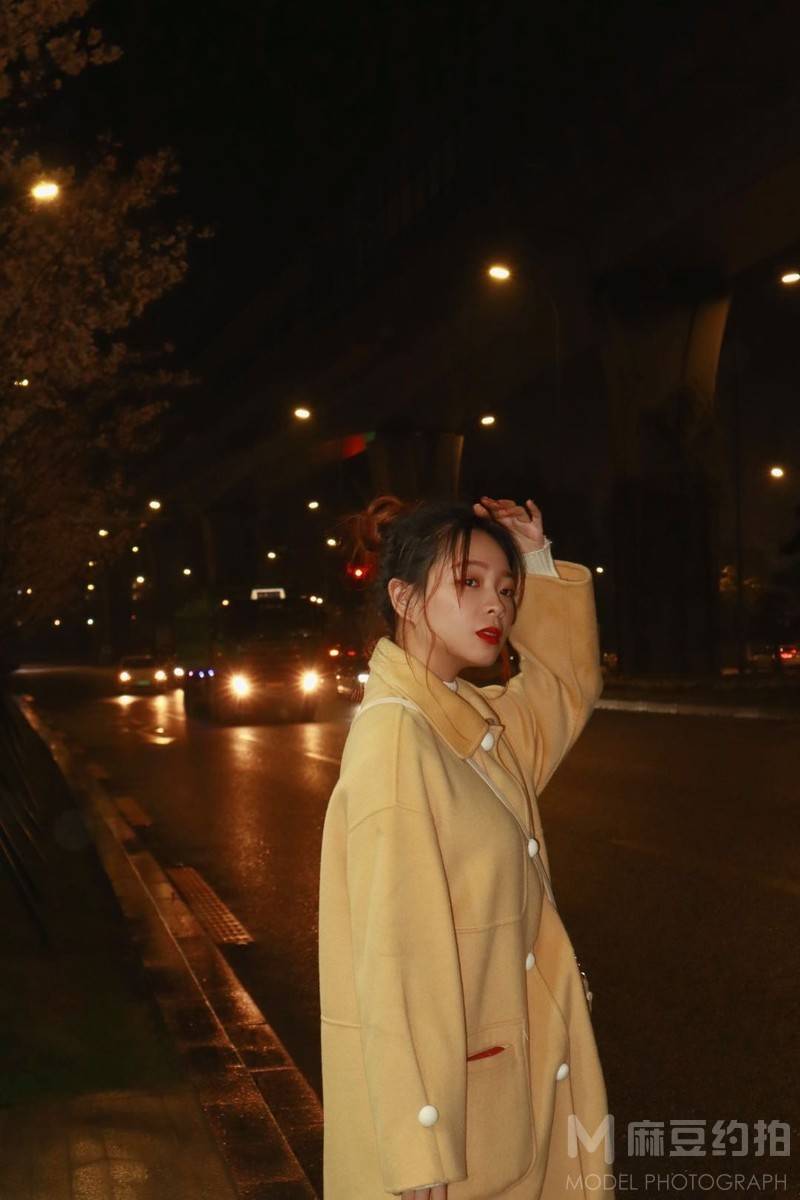 夜景模特