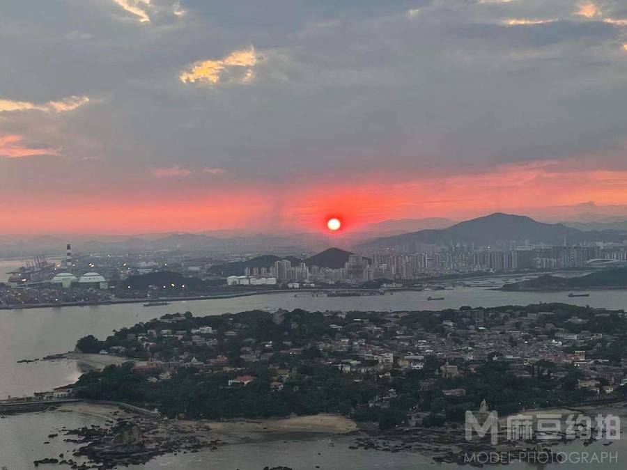 宝丽来模特