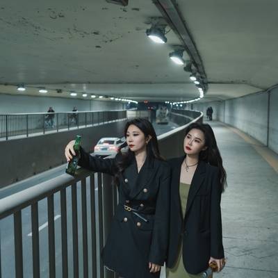 情绪模特