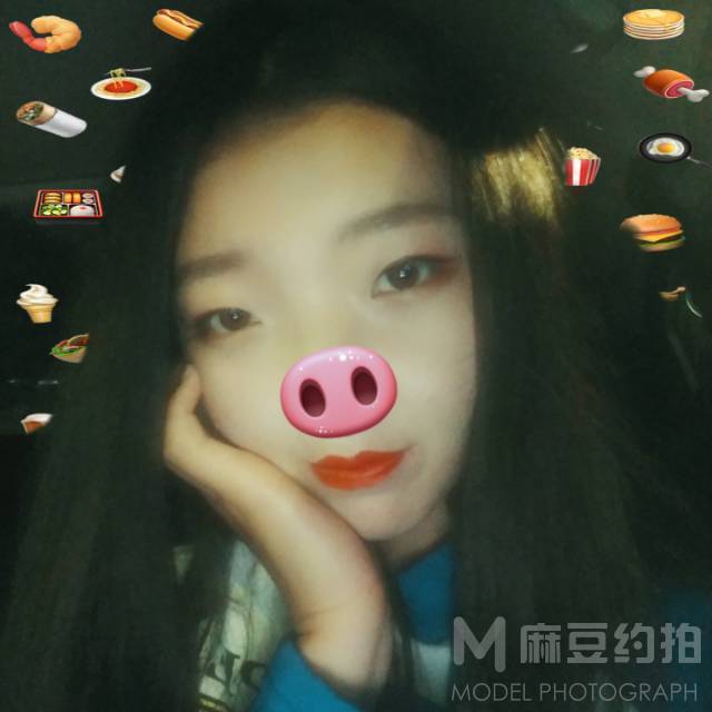 校园模特